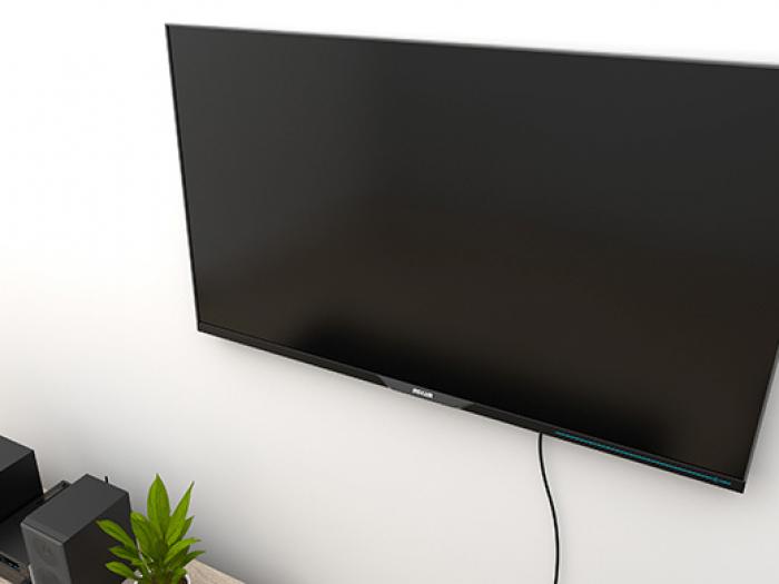 Hanging up a flat screen TV