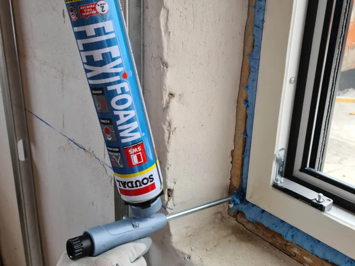 Flexi Foam Soudal Window System Middle